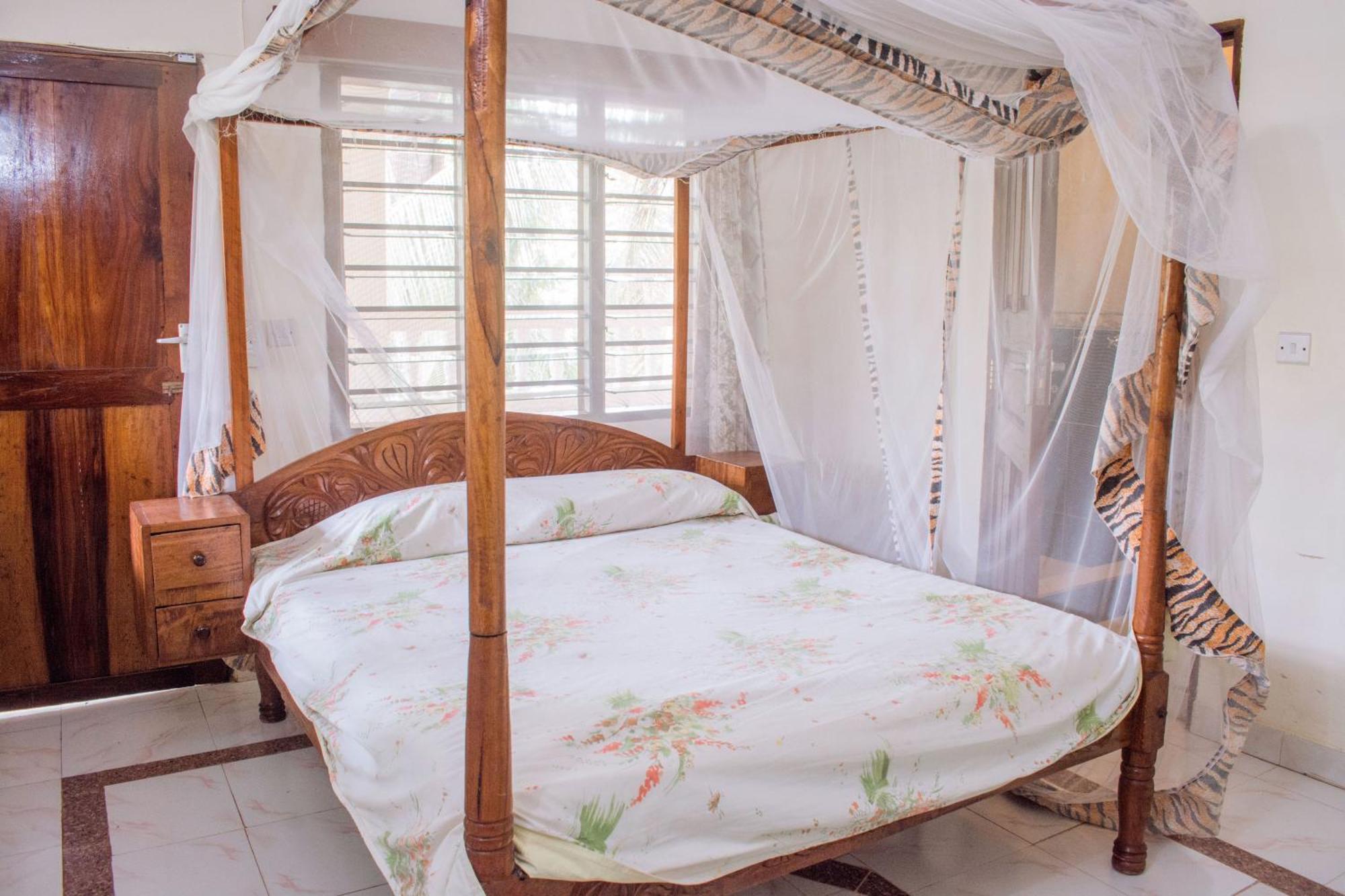 Kijani Cottages In Diani Diani Beach Eksteriør bilde