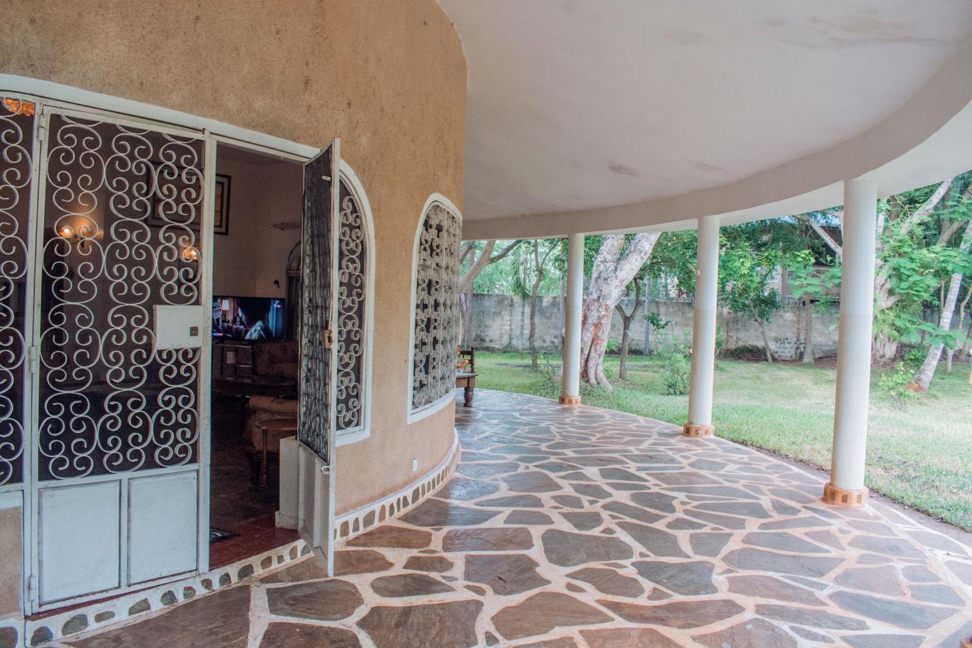 Kijani Cottages In Diani Diani Beach Eksteriør bilde
