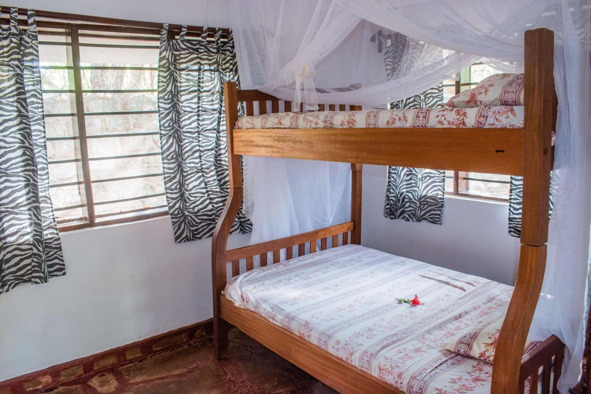 Kijani Cottages In Diani Diani Beach Eksteriør bilde