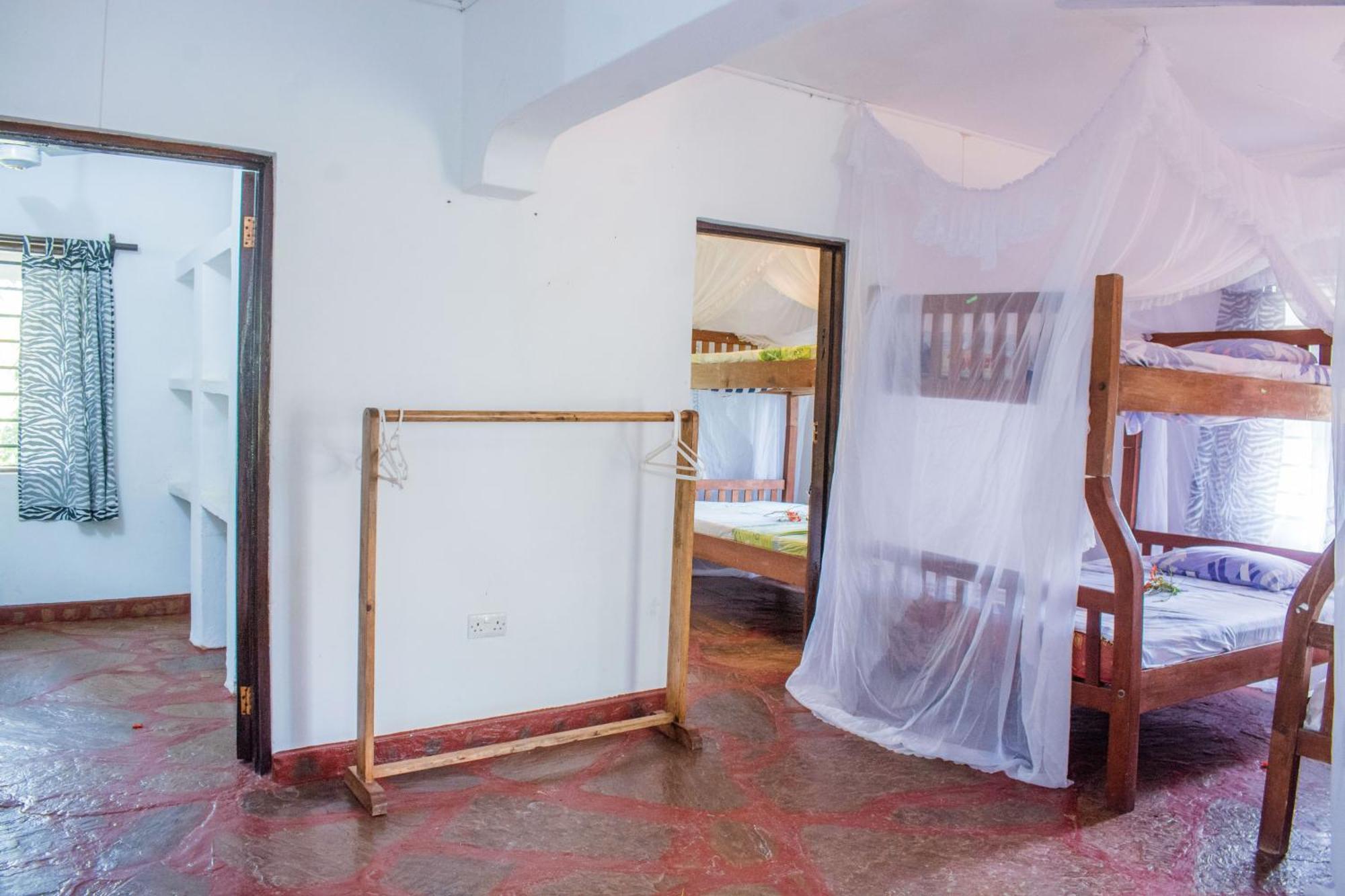 Kijani Cottages In Diani Diani Beach Eksteriør bilde
