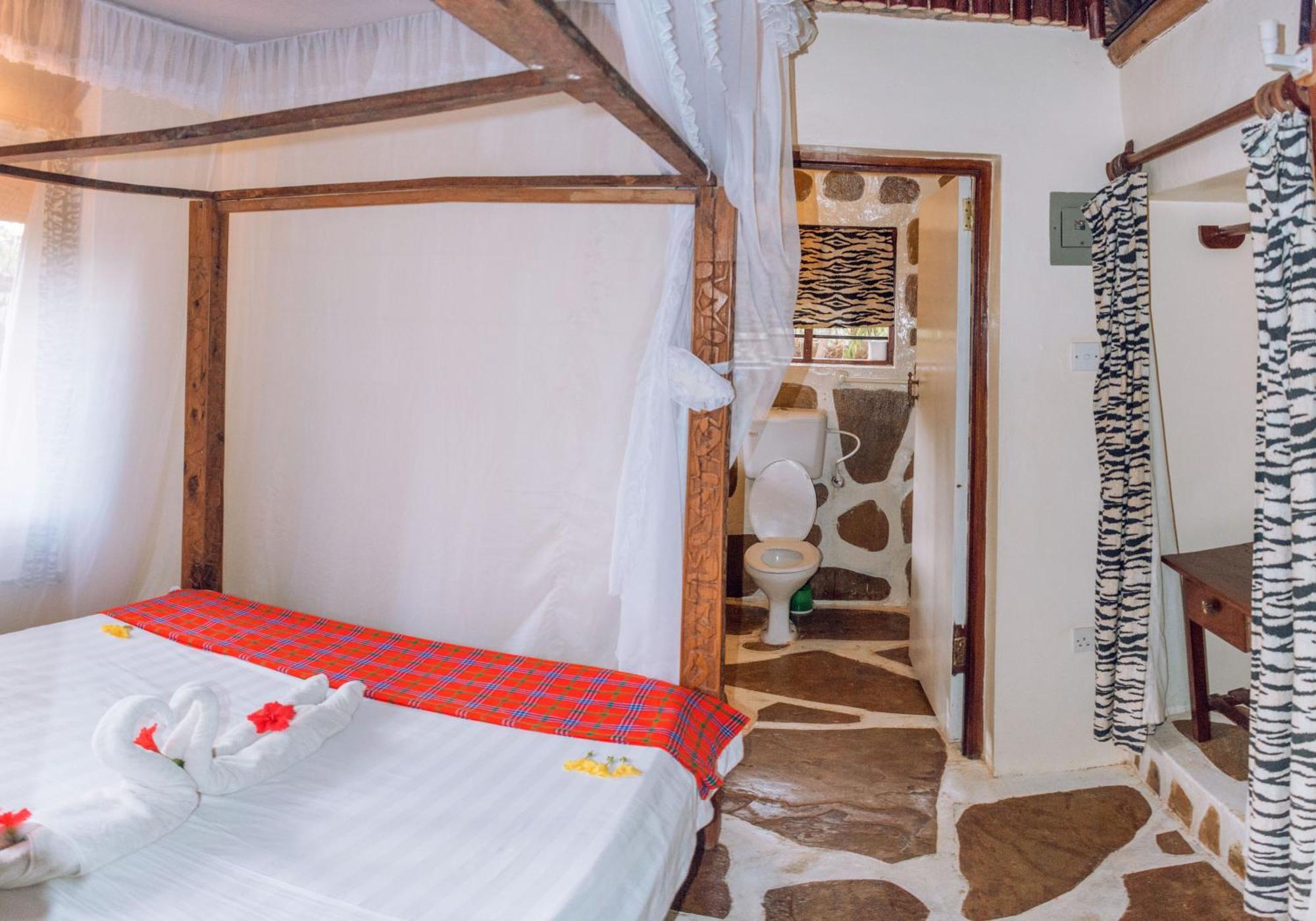 Kijani Cottages In Diani Diani Beach Eksteriør bilde